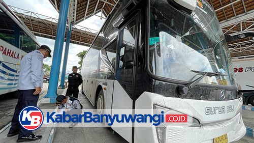 Jelang Lebaran 2026, Bus di Terminal Sritanjung Banyuwangi Jalani Rampcheck