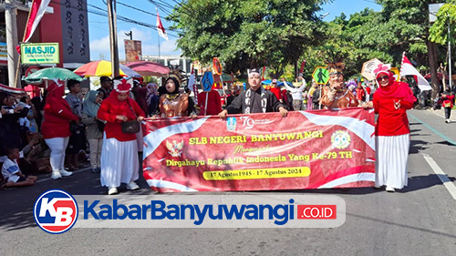 Meriahnya Peserta Karnaval Merdeka Banyuwangi, Siswa SLB Turut Bersinar