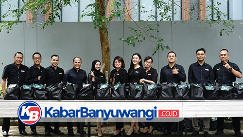 Sambut Lebaran, Kokoon Hotel Banyuwangi Bagikan Ratusan Hampers ke Warga Sekitar