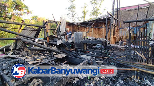 Empat Warung Tongkrongan di Wisata Pantai Ancol Ludes Terbakar